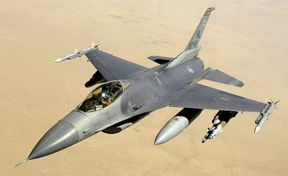 Падение аварийного F-16 в воду помогло избежать разрушений и жертв в Турции Падение аварийного F-16 в воду помогло избежать разрушений и жертв в Турции